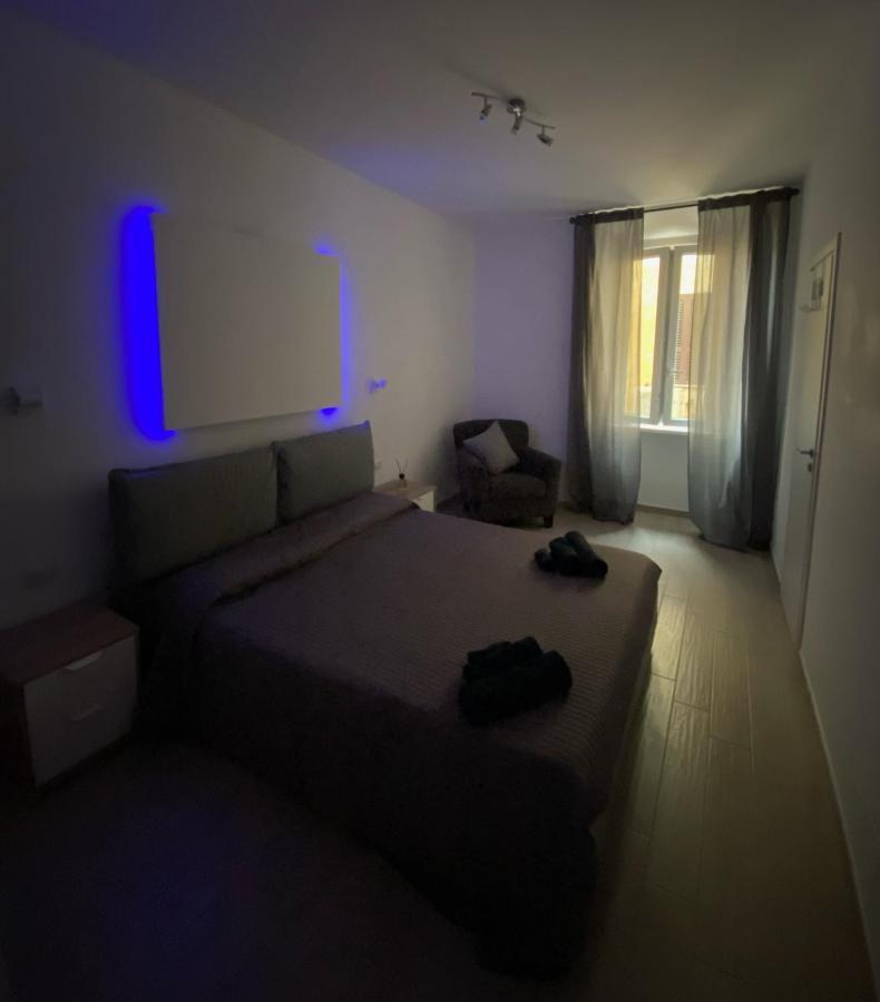 Domus Art Suites Merulana Roma Exterior foto