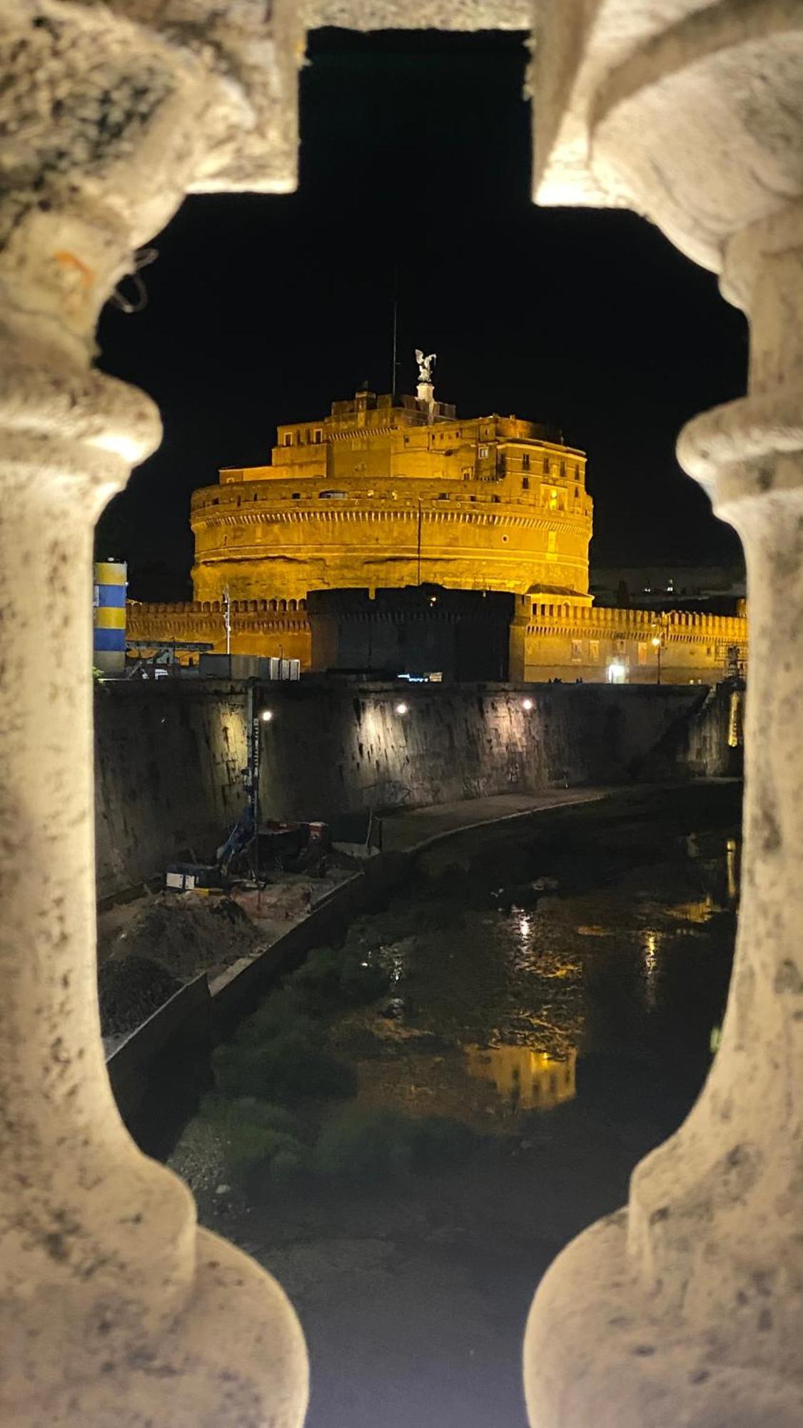 Domus Art Suites Merulana Roma Exterior foto